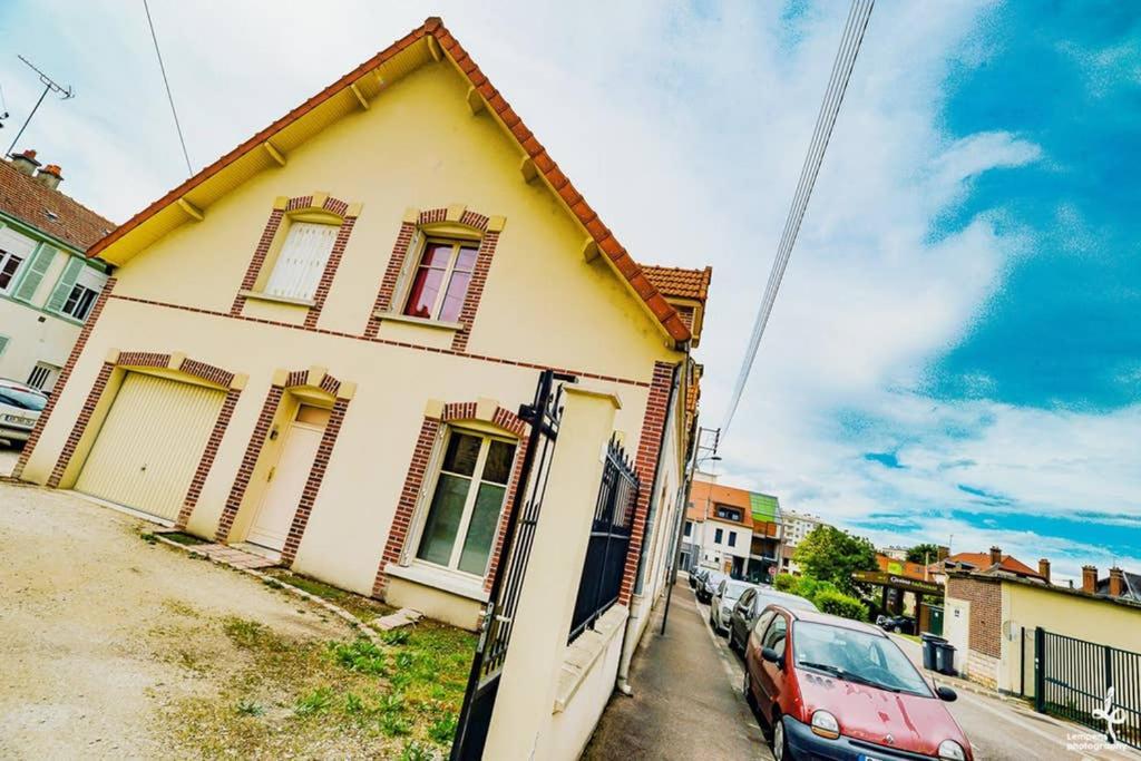 Duplex Centre Ville 6 Personnes Troyes Exterior photo